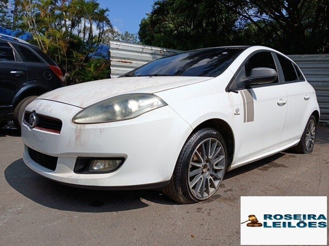 FIAT BRAVO SPORTING 1.8 ANO 2013/2014