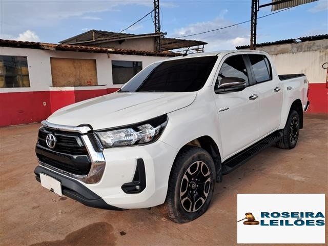 TOYOTA Hilux CD SR 2.8 TDI CD 4x4 ANO 2021/2022